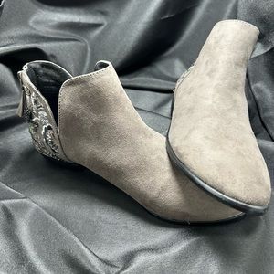 Kenneth Cole Reaction Women’s Booties